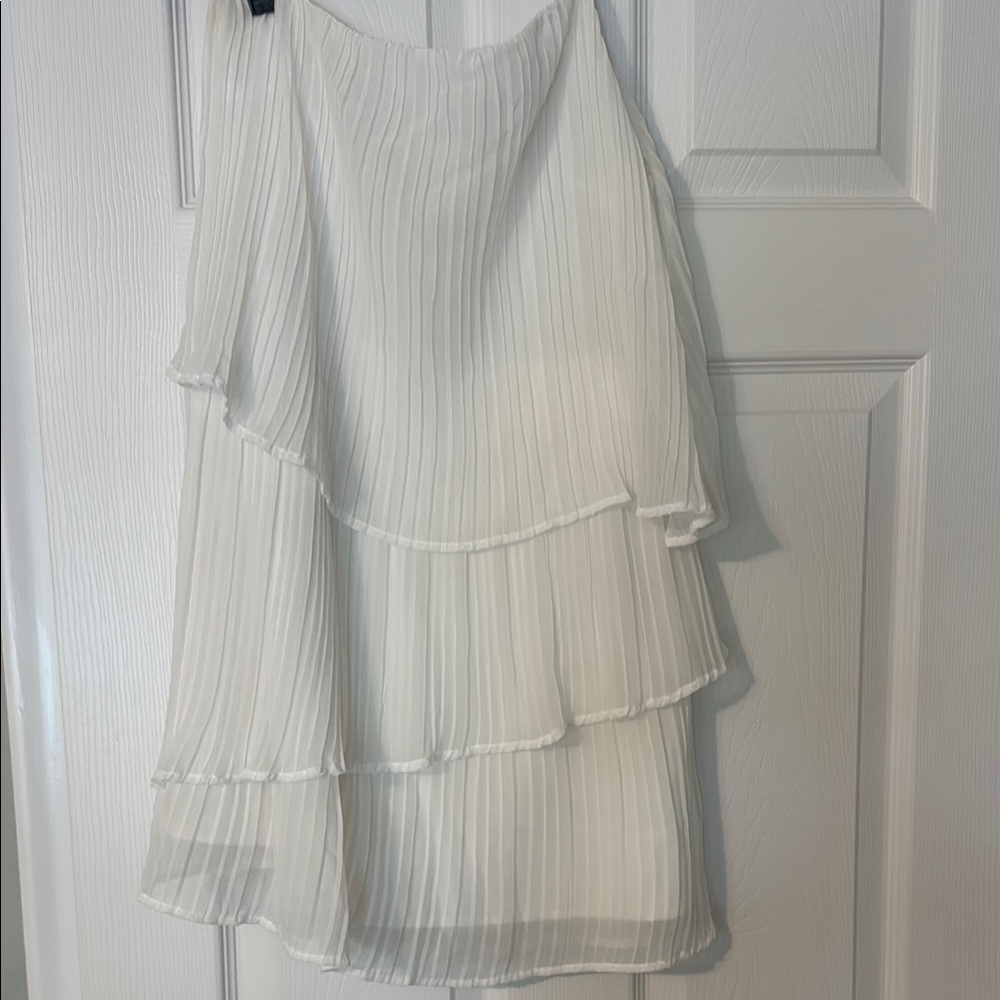 Elegant White Pleated Dress